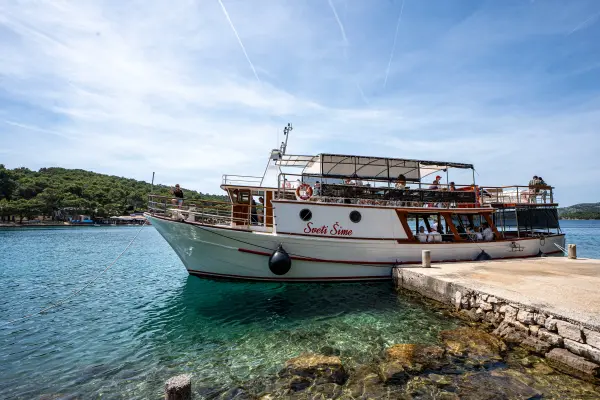 Croatia boat tour photo 2